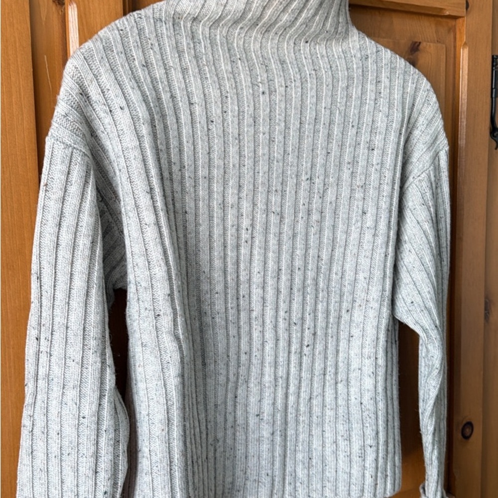 Frank & Oak Gray Ribbed Sweater